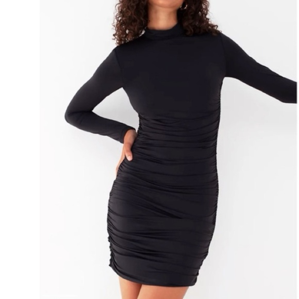NEW Aritzia Babaton Dress Lumiere Dress Ruched Long-Sleeve Dress in Black Medium